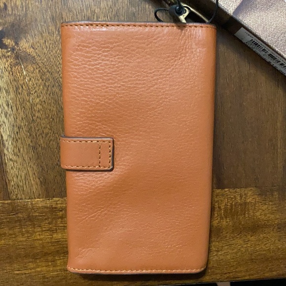 Carhartt Bags Carhartt Womens Signature Phone Clutch In Tan Poshmark